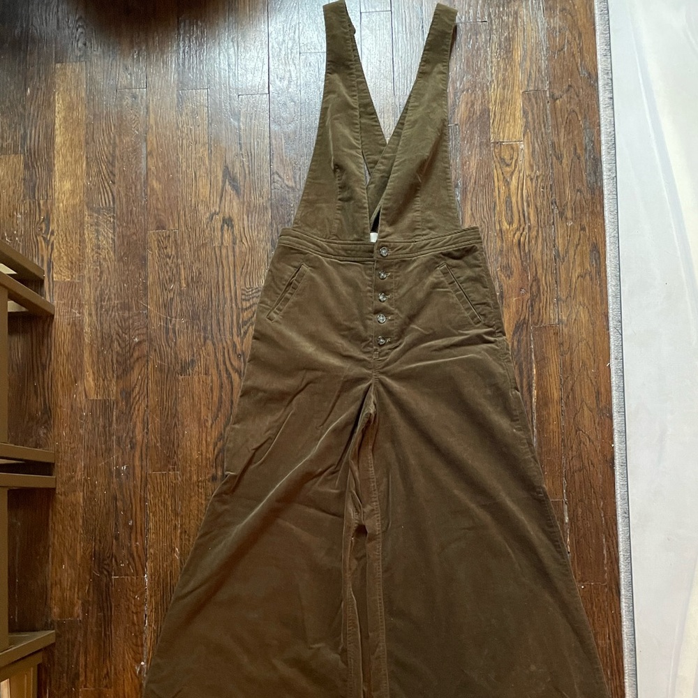 LIKE NEW WIDE LEG FREE PEOPLE OVERALLS